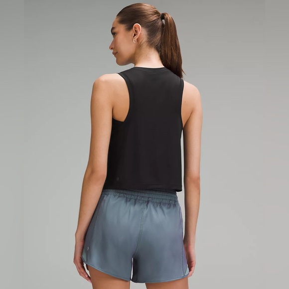 NWT Lululemon Ultralight Waist-Length Tank Top - Picture 3 of 5